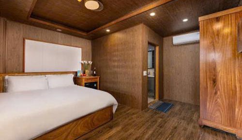 King Room with Mountain View