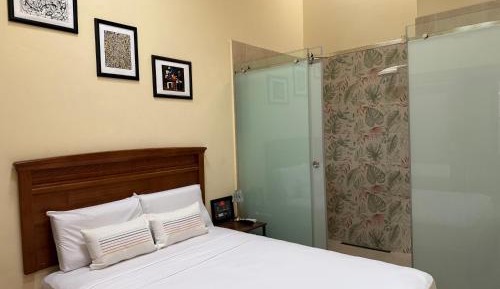 Double Room with Private Bathroom
