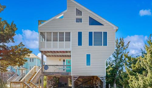 Four bedroom holiday home 