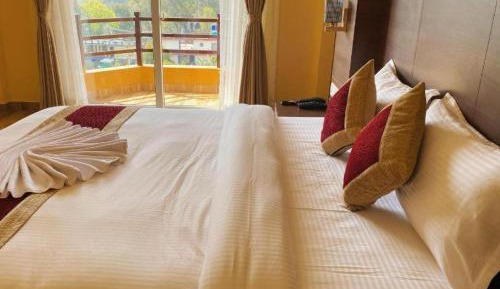 Room #1380793101