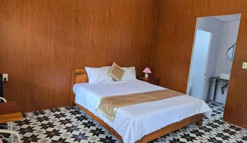 Single Room with Garden View