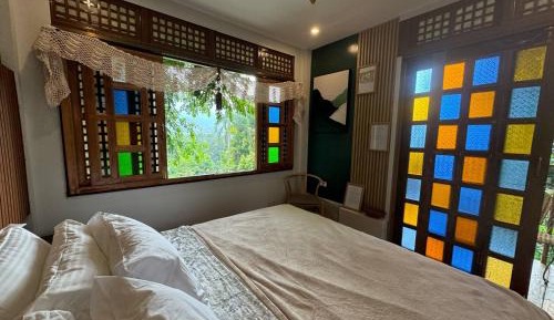 Suite with Mountain View