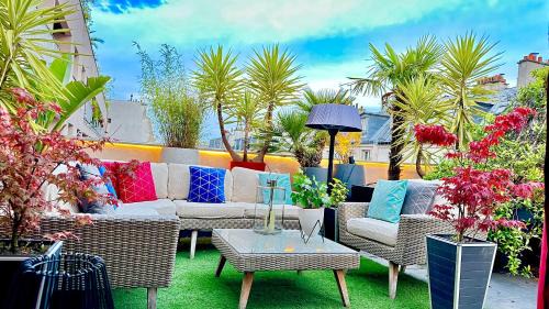 One-Bedroom Apartment with Terrace