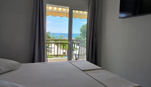 Quadruple Room with Sea View