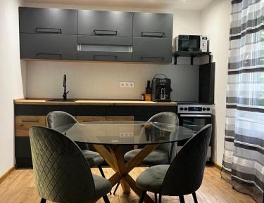 Three-Bedroom Apartment - High Floor