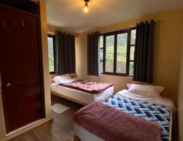 Twin Room with Private Bathroom