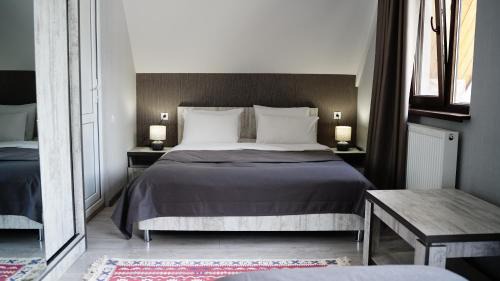 Triple Room with Terrace