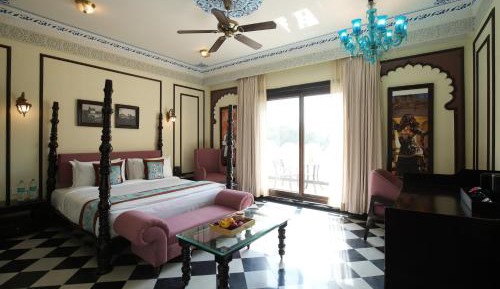 Superior Queen Room