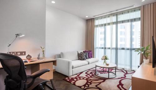 Deluxe Two-Bedroom Apartment