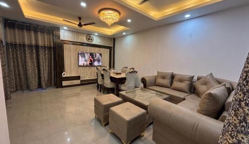 Family Room with Private Bathroom