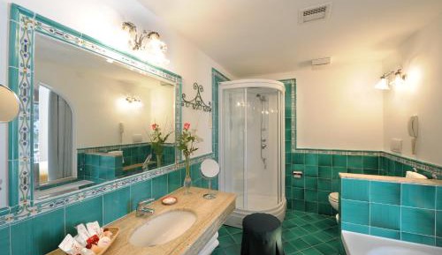 Deluxe Junior Suite