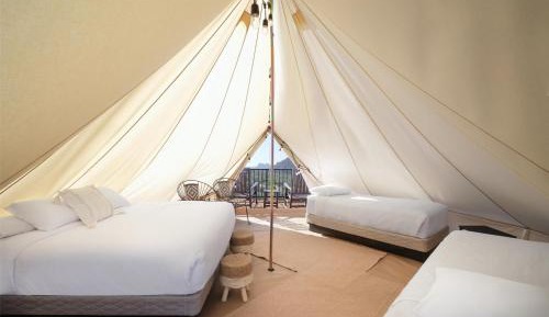 Tent with One King Bed, Two Twin Beds and Shared Bathroom