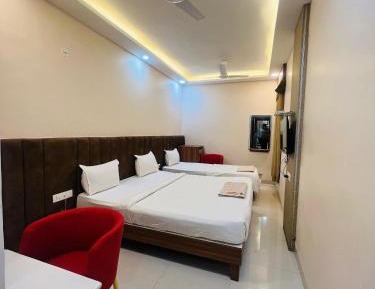 Luxury Triple Room