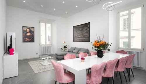 Three-Bedroom Premium Apartment with Balcony