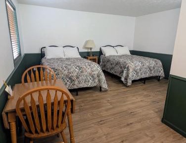Deluxe Double Room (2 Adults + 1 Child)