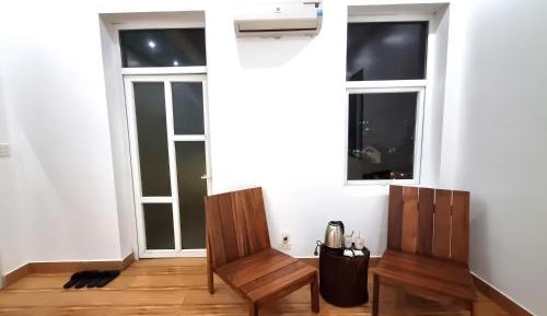 Queen Room with Shared Bathroom