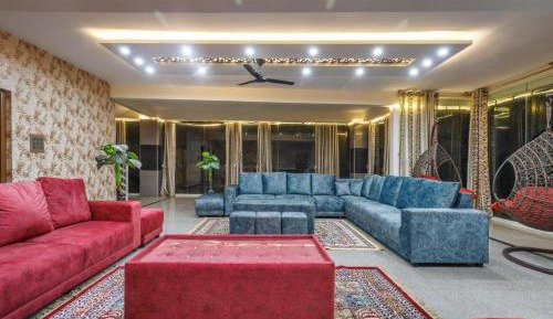 Five-Bedroom Villa