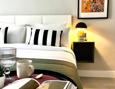 One-Bedroom Apartment with Terrace