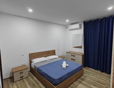 Three-Bedroom Deluxe Apartment