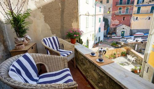 Three-Bedroom Apartment with Ocean View