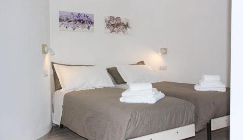 Double or Twin Room with Private Bathroom