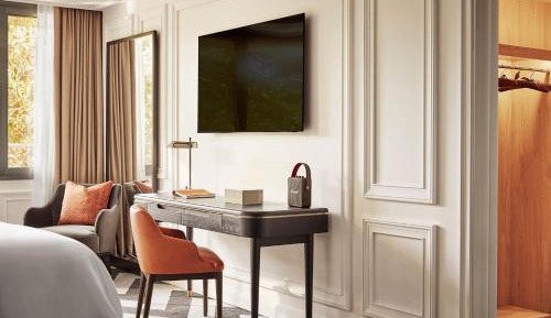 Junior Suite with View