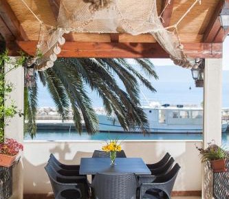 Apartment with Sea View