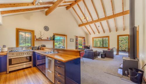 Three-Bedroom Holiday Home 