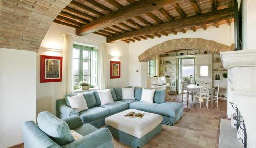 Five-Bedroom Holiday Home