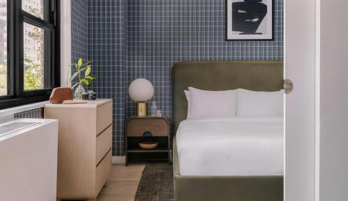 One-Bedroom Superior Apartment with King and Sofa Bed