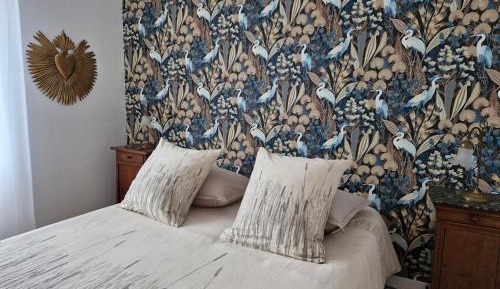 Standard Double Room with Shared Bathroom