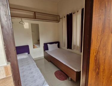 Triple Room with Balcony