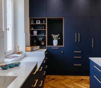 One-Bedroom Apartment with City View