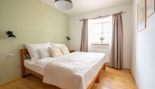 Twin Room with Bathroom
