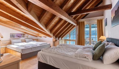 Quadruple Room with Lake View