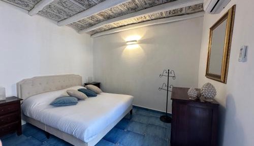 One-Bedroom Standard Apartment