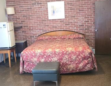 Deluxe King Suite