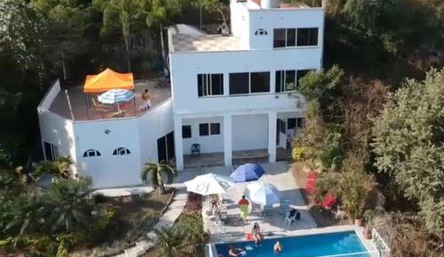 Seven-Bedroom House