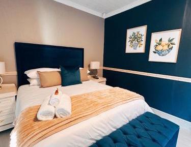 Deluxe Double Room with Shower