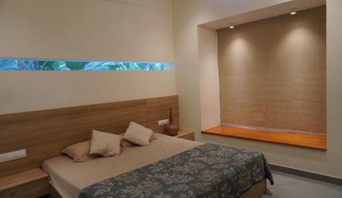 Family Room with Garden View