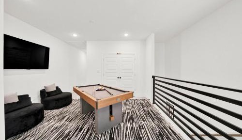 Three-Bedroom Townhouse