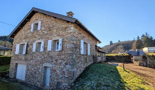 Four-Bedroom Holiday Home