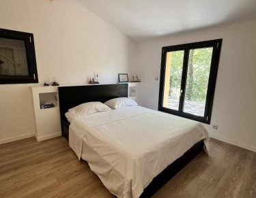 Queen Room with Balcony