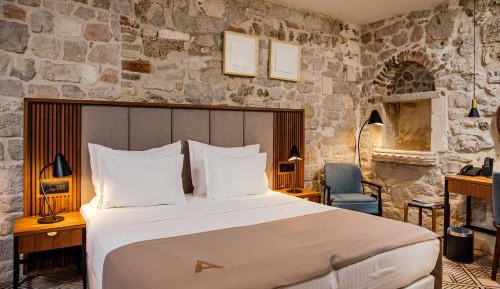 Standard Double or Twin Room with Garden View