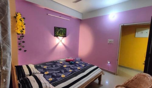 Three-Bedroom Apartment with Balcony