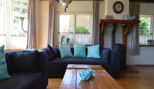 Three-Bedroom Holiday Home 