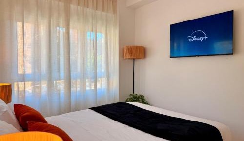Deluxe Apartment
