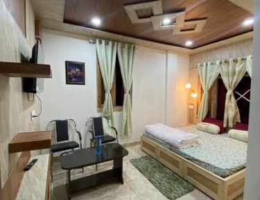 Queen Room