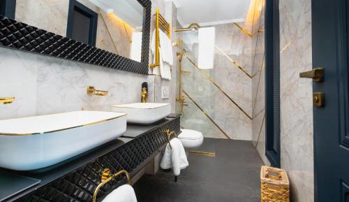 King Suite with Sea View