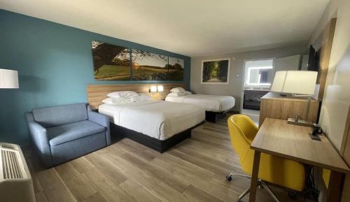 Double Room with Two Double Beds - Non-Smoking